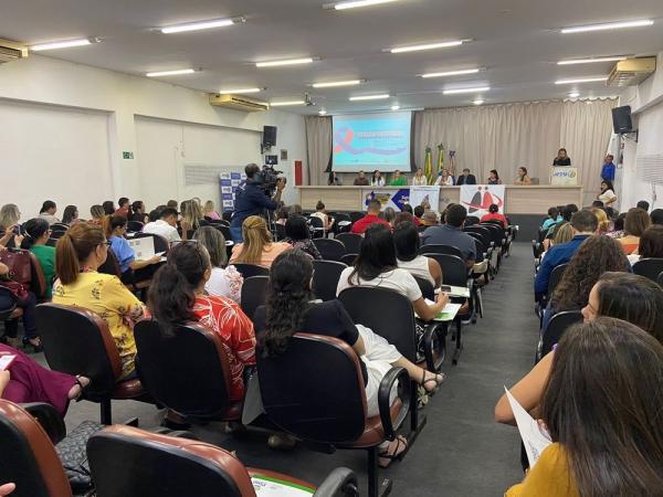 Sesapi discute tratamento da tuberculose e hanseníase em fórum estadual