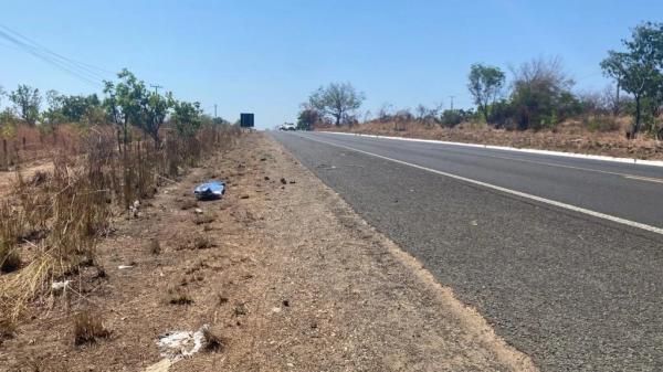 Homem é encontrado morto após atropelamento na BR-230 em Floriano