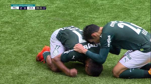 Gabriel Veron completa primeiro ano como profissional em alta e com recorde no Palmeiras