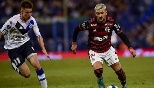 Libertadores: Flamengo defende vantagem sobre Vélez por vaga na final