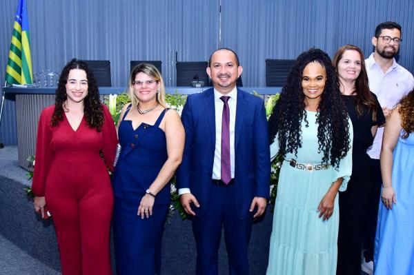 C&acirc;mara Municipal de Floriano realiza sess&atilde;o solene em homenagem ao Dia do Fisioterapeuta e do Terapeuta Ocupacional.(Imagem:CMF)