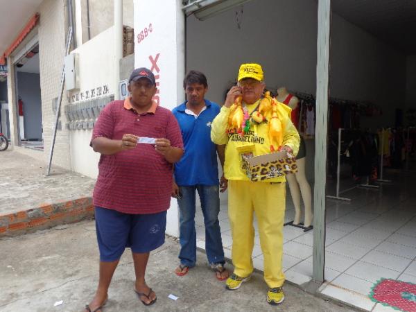 Morais Confec&ccedil;&otilde;es realiza sorteio da promo&ccedil;&atilde;o de in&iacute;cio de ano.(Imagem:FlorianoNews)