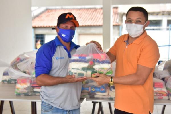 Cultura realiza nova etapa de distribuição de cestas básicas aos artistas de Floriano