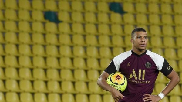Lesionado, Mbappé aumenta lista de desfalques do PSG em jogo da Liga dos Campeões