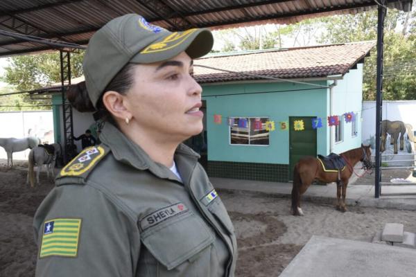 Chefe do Centro de Equoterapia da Pol&iacute;cia Militar do Piau&iacute;, Major Sheyla Chaves.(Imagem: Francisco Leal)
