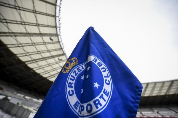 Da união à queda: renúncia marca capítulo de instabilidade e afeta planejamento do Cruzeiro