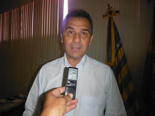Gilberto J&uacute;nior, Prefeito de Floriano.(Imagem:FlorianoNews (arquivo))