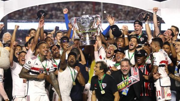 S&atilde;o Paulo &eacute; campe&atilde;o da Copa do Brasil.(Imagem:REUTERS/Carla Carniel)