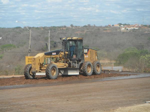 Retomada a obra do Terminal Rodovi&aacute;rio de Floriano.(Imagem:FlorianoNews)