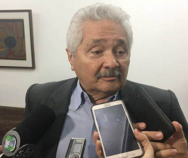 Elmano diz que eleitor desconhece pré-candidatura e avalia estratégia