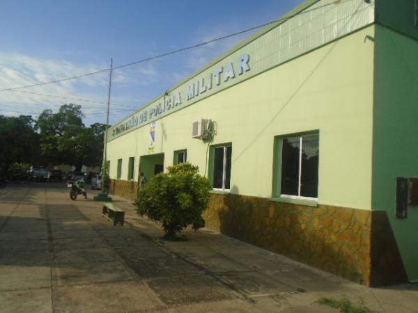 Motocicleta é recuperada pela Polícia Militar no bairro Rede Nova