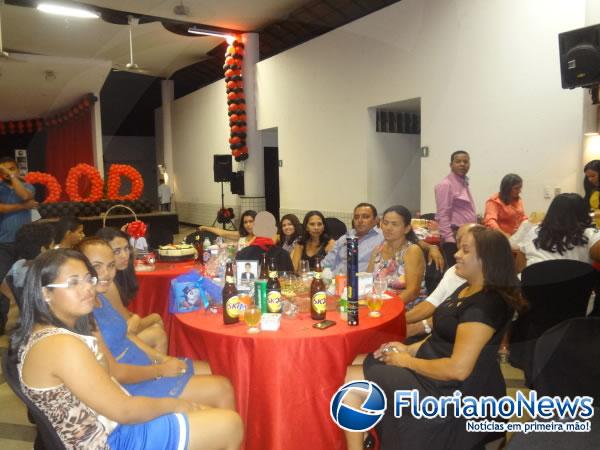 Escola Pequeno Pr&iacute;ncipe realiza festa de cola&ccedil;&atilde;o de grau dos alunos do 1&ordm; ano.(Imagem:FlorianoNews)