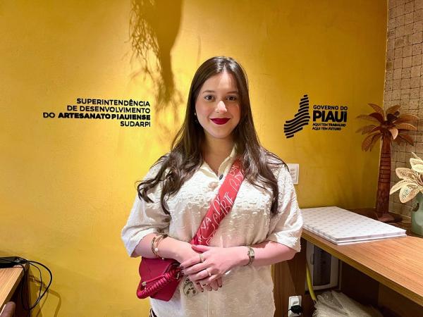 Juliana Galv&atilde;o, gerente da Casa do Artes&atilde;o.(Imagem:Ascom Sudarpi)