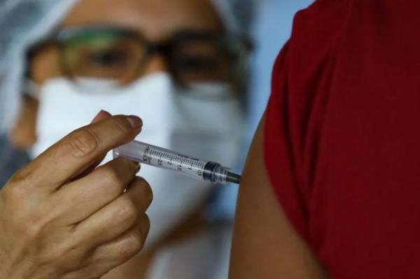 Casos de Covid-19 aumentam em 37% no PI; Mais de 900 mil não retornaram para tomar dose de reforço