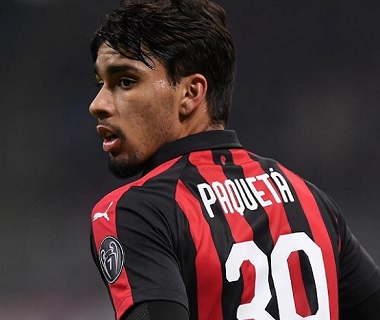 Lucas Paquetá é expulso após dar tapa em árbitro durante vitória do Milan