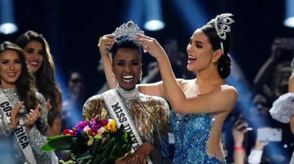 Sul-africana é coroada Miss Universo 2019 e fala contra o racismo