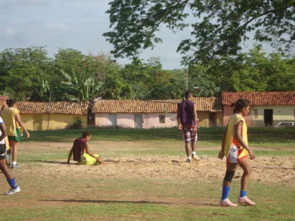 Treino das meninas(Imagem:reda&ccedil;&atilde;o)