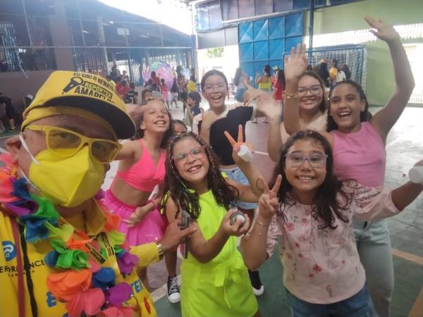 Escola Pequeno Príncipe celebra o Carnaval com
