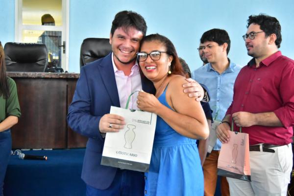 C&acirc;mara Municipal de Floriano oferece caf&eacute; da manh&atilde; em homenagem ao Dia da Mulher.(Imagem:CMF)
