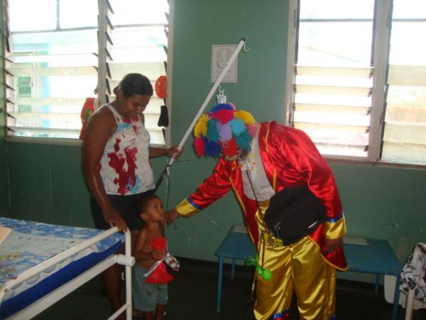 Mais presentes aos pequenos no Hospital(Imagem:reda&ccedil;&atilde;o)