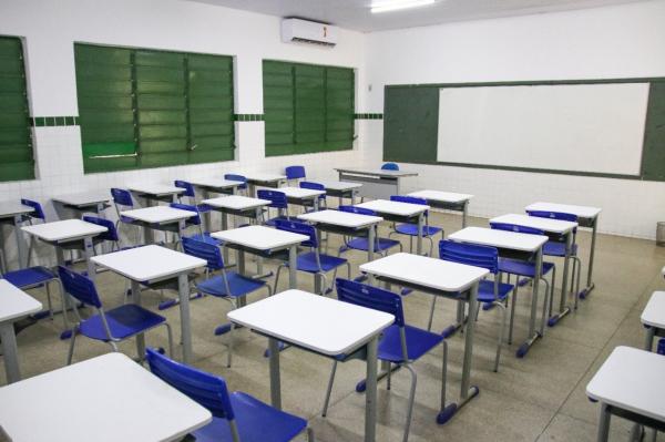 Prazo de inscrição de concurso para professores encerra neste domingo (23)