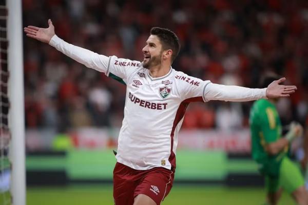 Análise: Fluminense ativa modo "Copa" e estanca crise com vitória no Beira-Rio