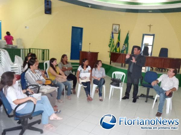SENATEPI e Prefeitura de Floriano discutiram sal&aacute;rios e plano de carreira da Enfermagem(Imagem:FlorianoNews)