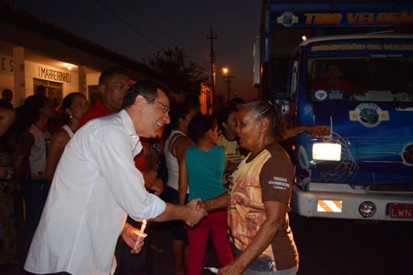 Prefeito Gilberto J&uacute;nior participou da festa religiosa.(Imagem:Secom)