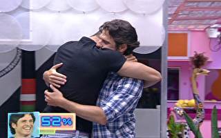 João Mauricio é eliminado do BBB12 com 52% dos votos