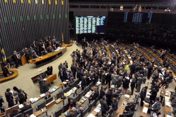 Deputados do RS votam proposta de aumento de impostos.(Imagem:Divulga&ccedil;&atilde;o)