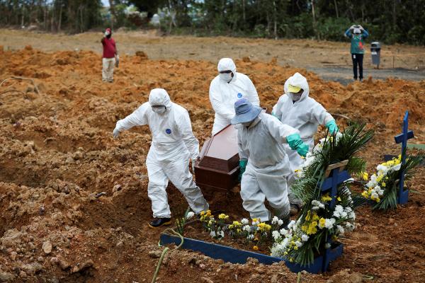 Brasil registra 552 mortes e 30.476 novos casos de covid-19 em 24h