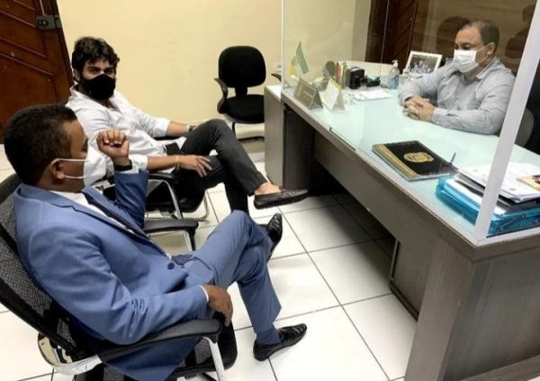 Deputado Francisco Costa reivindica melhorias na segurança pública de Floriano