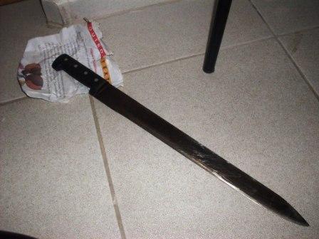 Após bebedeira menor mata seu primo com um facão em Luís Correia