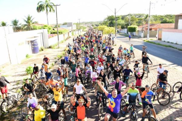 129 anos: Passeio cicl&iacute;stico re&uacute;ne cerca de 1.500 participantes nas comemora&ccedil;&otilde;es do anivers&aacute;rio de Floriano(Imagem:Secom)