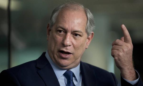 Ciro diz que convidará direção do Banco Central a se demitir, se eleito