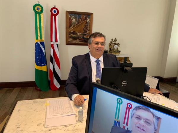 Dino apresenta queixa-crime contra Bolsonaro no STF e questiona se ele pode costumeiramente mentir