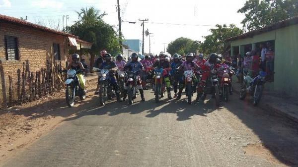 Rally Cor de Rosa promove adrenalina e diversão sobre duas rodas em Floriano