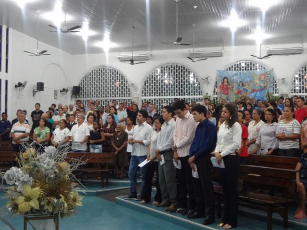 Parentes e amigos prestaram &uacute;ltimas homenagens a Honorato Filho em missa de 7&deg; dia(Imagem:FlorianoNews)