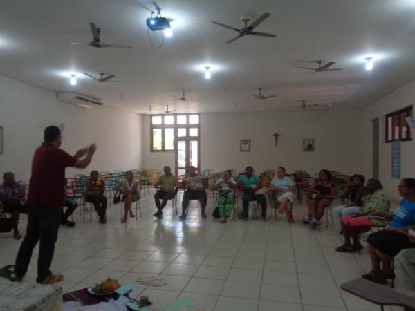 Diocese de Floriano sedia encontro sobre Fundo Produtivo Solid&aacute;rio.(Imagem:FlorianoNews)