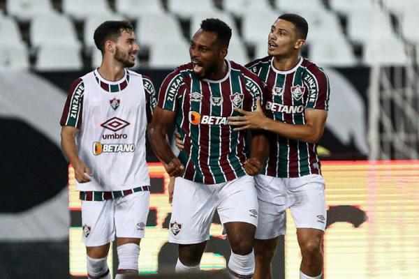 Flu vira sobre Botafogo, vence segundo clássico consecutivo e cola na ponta do Carioca