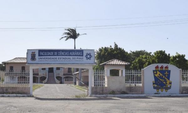 Estudante é feita refém pelo namorado dentro da Uespi de Parnaíba