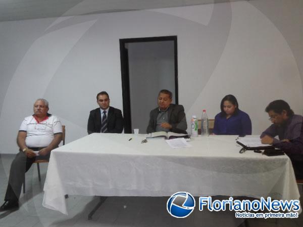 Justi&ccedil;a Eleitoral realizou reuni&atilde;o com partidos sobre propaganda eleitoral.(Imagem:FlorianoNews)