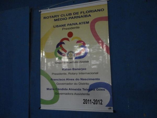 Rotary Club faz parceria com departamento da juventude para a realiza&ccedil;&atilde;o de uma confer&ecirc;ncia.(Imagem:FlorianoNews)
