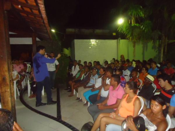 Enéas Maia reúne correligionários e simpatizantes em reunião interna.(Imagem:FlorianoNews)