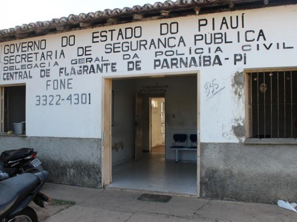 Vizinho invade casa pelo telhado e é suspeito de estuprar mulher no Litoral