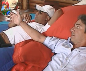Dinei e João Kleber falam mal dos adversários