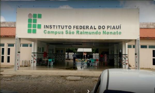 IFPI abre inscrições para professor com salário de até R$ 6,3 mil; veja edital