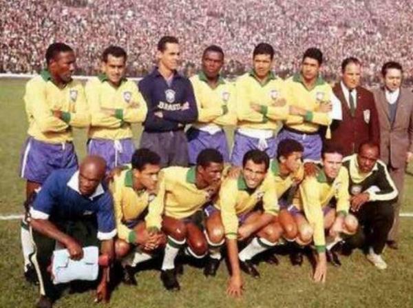 O Brasil foi bicampe&atilde;o em 1962, com um time que preservou grande parte dos craques que atuaram em 1958.(Imagem:Reprodu&ccedil;&atilde;o)