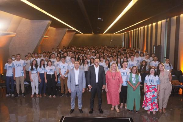 Imersão da Jornada Especial da Matemática prepara mais de 200 medalhistas da rede estadual