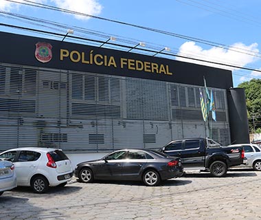 Duas pessoas são presas tentando invadir local de votação na UFPI